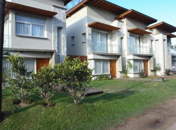 PH · 70m² · 3 Ambientes · 1 Cochera · PH en Valeria del Mar