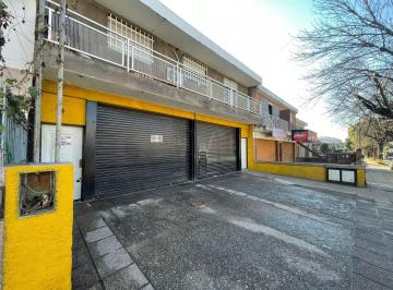 Local comercial · 240m² · 3 Cocheras · Venta Local 240 m - B° Los Plátanos