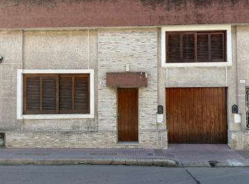Foto · Casa de 3 Dorm - Zona Microcentro