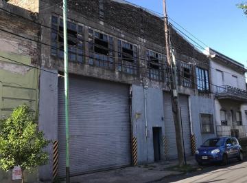 Local comercial · 261m² · 1 Ambiente · Terreno en La Boca - Coronel Salvadores Al 700