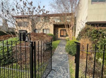 Casa de 11 ambientes, La Plata · Importante Casa en Venta City Bell