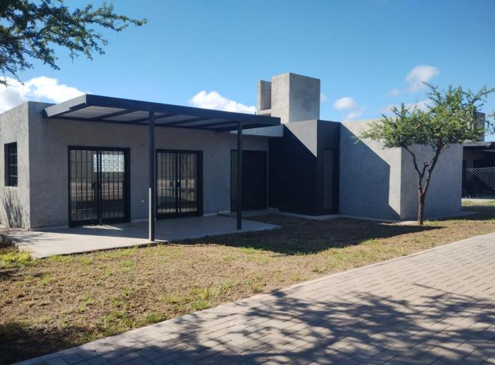 Casa · 84m² · 3 Ambientes