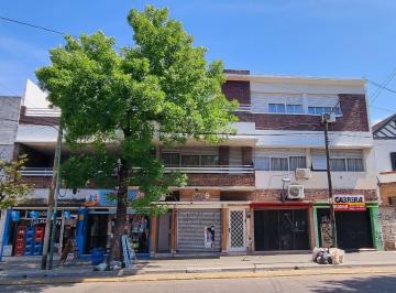 Departamento de 4 ambientes, Lomas de Zamora · Departamento 5 Ambientes Al Frente / Apto Vivienda o Uso Profesional