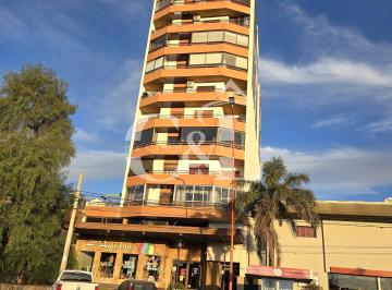 Departamento de 2 ambientes, Villa Carlos Paz · Se Vende Dpto 1 Dor, C/cochera, y Balcón Sobre Av San Martín de Carlos Paz.