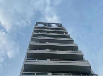 Departamento · 140m² · 4 Ambientes · 1 Cochera · Torre Miradores