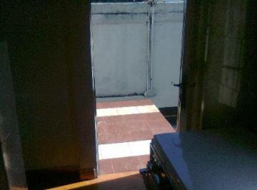 PH de 2 ambientes, Morón · 2 Deptos Tipo PH en El Centro de Morón. Usucapion. Cede Derechos.