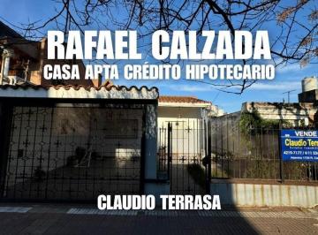 Casa · 100m² · 4 Ambientes · 1 Cochera · Chalet en Venta en R. Calzada