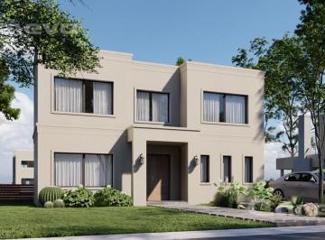 Casa · 127m² · 6 Ambientes · 2 Cocheras · Linda Casa en Araucarias
