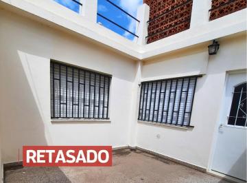 Casa · 61m² · 3 Ambientes · Casa - Barrio Parque - Dos Dorm.