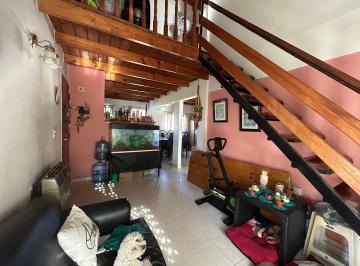 PH · 63m² · 5 Ambientes · PH en Venta - Los Hornos