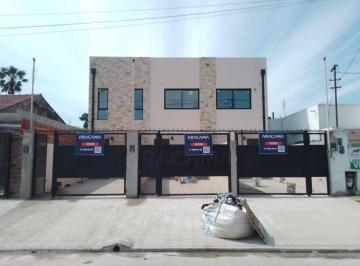 Casa · 70m² · 3 Ambientes · 1 Cochera · Duplex en Venta - Berazategui