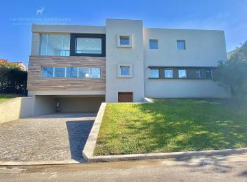 Casa · 260m² · 6 Ambientes · 3 Cocheras · Casa de 6 Ambientes en Venta y Alquiler en La Reserva Cardales - Sofitel