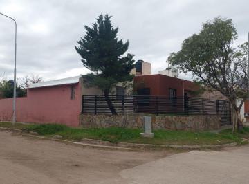 Casa 300m² Venta · Casa en Esquina Barrio Los Lapachos, Ciudad de La Punta, San Luis