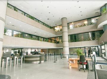 Oficina comercial · 447m² · 4 Ambientes · 3 Cocheras · Oficina en Emblemático Edificio Word Trade Center en Alquiler