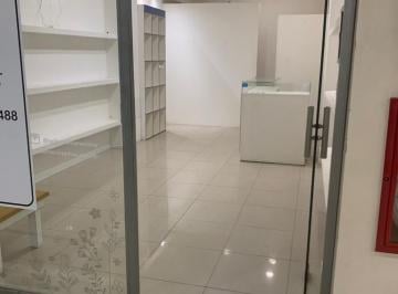 Local comercial de 1 ambiente, Pilar · Alquiler Local Comercial en Shopping Pilar Point.