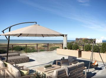 Casa · 147m² · 4 Ambientes · 4 Cocheras · Casa en Venta, La Boyita, Santa Monica Frente Al Mar