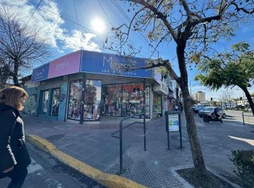 Local comercial · 60m² · 2 Ambientes · Local en Venta