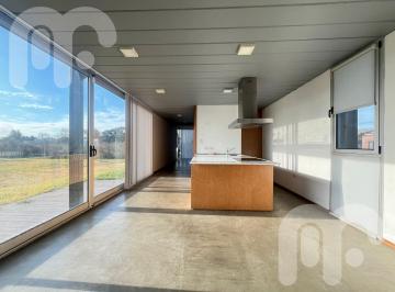 Casa · 65m² · 2 Ambientes · 1 Cochera · Casa en Venta - Lisandro Olmos