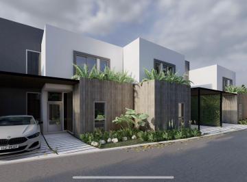 Casa · 135m² · 4 Ambientes · 1 Cochera · Casa en Venta Parque Leloir - Condominio Cerrado a Estrenar