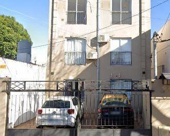 KNK-KNK-4558_2 · Oportunidad Venta 2 Ambientes C Terraza Propia V. Sarmiento