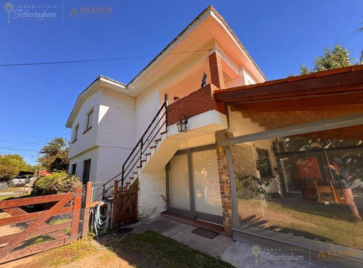 Departamento · 200m² · 8 Ambientes · 3 Cocheras