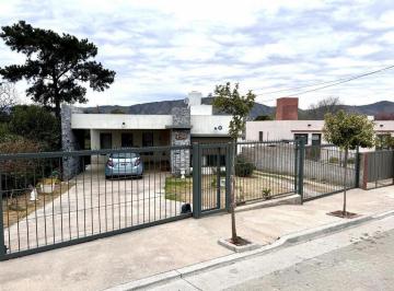 Casa · 224m² · 5 Ambientes · 2 Cocheras · Villa Carlos Paz Casa en Venta 3 Dorm. Mas Depto, Pileta Vista B Becciu