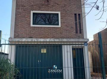 Bodega-Galpón · 160m² · Excelente Galpón de 160 m² en Boulogne