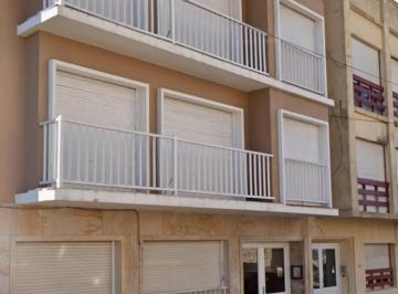 Departamento de 2 ambientes, Miramar · Departamento