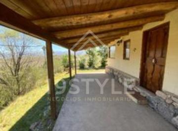 Casa · 380m² · 9 Ambientes · 5 Cocheras · Venta de Complejo de Cabañas en Villa Yacanto