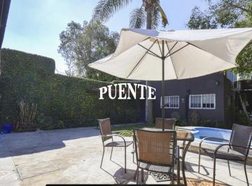 Casa · 190m² · 4 Ambientes · 1 Cochera · Casa en Llavallol