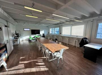 Oficina comercial · 235m² · 2 Cocheras · Luminoso Piso de Oficinas en Venta en Capital Federal
