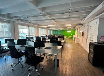 Oficina comercial · 235m² · 2 Cocheras · Luminoso Piso de Oficinas en Venta en Capital Federal