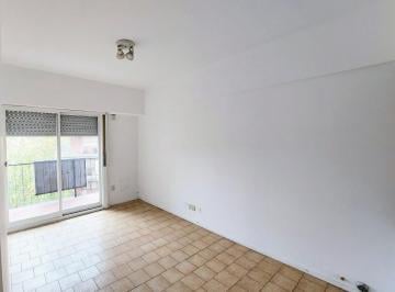 Departamento · 39m² · 2 Ambientes · Departamento Al Frente con Balcón en Venta en Ramos Mejía