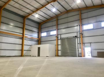 Bodega-Galpón · 960m² · 2 Ambientes · Alquiler Nave Industrial Autovía Córdoba - San Francisco