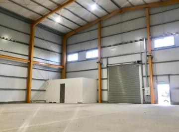 Bodega-Galpón · 960m² · 2 Ambientes · Alquiler Nave Industrial Autovía Córdoba - San Francisco