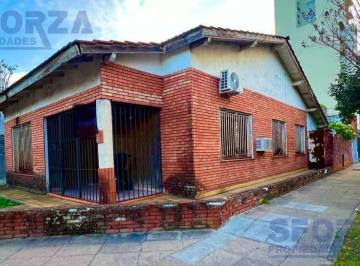 Casa · 135m² · 4 Ambientes · 2 Cocheras · Venta de Casa 4 Ambientes con Patio y Cochera en San Miguel