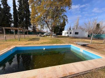 Campo · 90m² · 5 Ambientes · Finca con Casa, olivos y Pileta en Montecaseros, san Martin