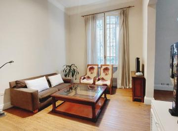 Departamento · 134m² · 4 Ambientes · Ayacucho 800 Pb - 4 Amb con Patio.