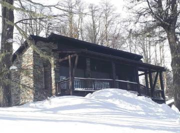 Quinta vacacional · 550m² · 4 Ambientes · Casa Quinta en Venta en Las Pendientes, San Martin de Los Andes, Patagonia