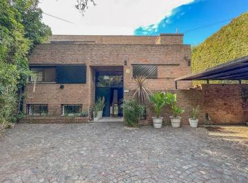 Casa · 267m² · 4 Ambientes · 1 Cochera · Casa en Venta en Punta Chica, Victoria, G. B. a. Zona Norte