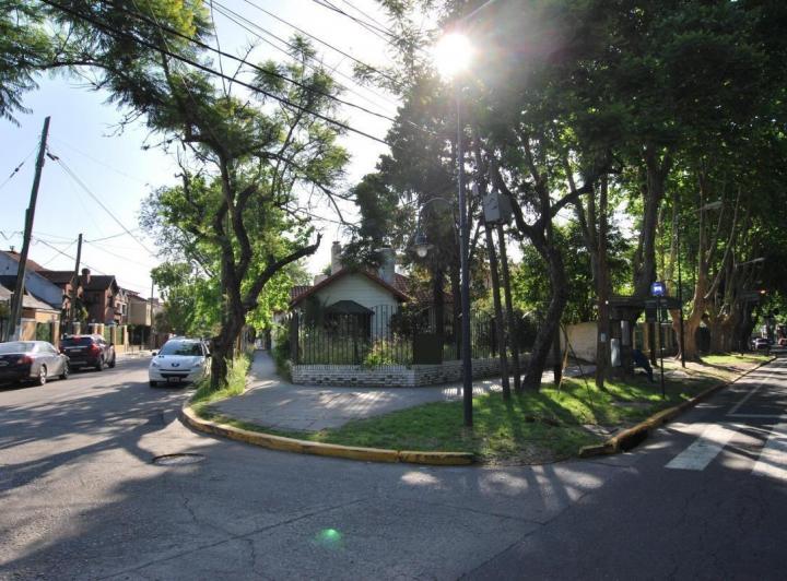 Local comercial · 952m² · 1 Cochera
