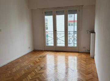 Departamento de 3 ambientes, Belgrano · Belgrano - 3 Amb con Dependencia - Av Cabildo Al 500