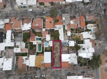Terreno · 313m² · Venta de Terreno 311 m en Barrio Bombal, Capital