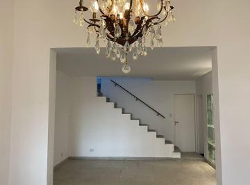 Casa de 6 ambientes, Colegiales · Conesa Al 900 (Entre Aguilar y Zabala)