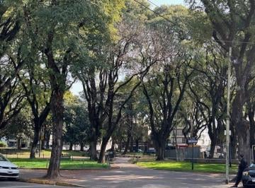 Terreno · 363m² · Interesante Lote de 363 m² Frente a La Plaza