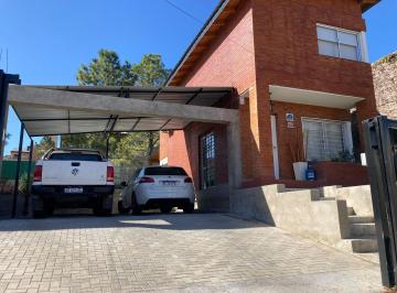 Casa de 4 ambientes, Villa Carlos Paz · Casa de 3 Dorm., con Pileta, Ubicada en B Becciu - Villa Carlos Paz