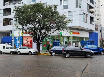 Local comercial · 331m² · Local en Caballito