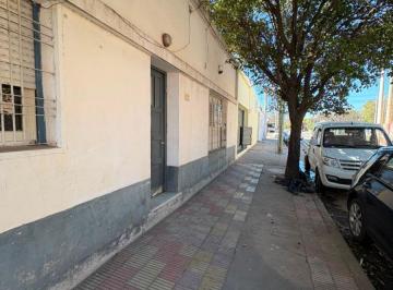 Casa de 7 ambientes, Córdoba · Venta en B° Alta Córdoba – Calle Anacreonte | Casa + Local + Galpón