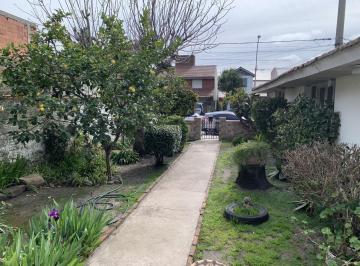 Casa · 159m² · 6 Ambientes · 1 Cochera · Casa en Venta en Bernardino Rivadavia