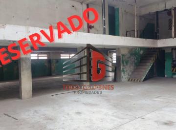 Bodega-Galpón , Tres de Febrero · Galpón 650 m² a Refaccionar en Primer y Segundo Piso